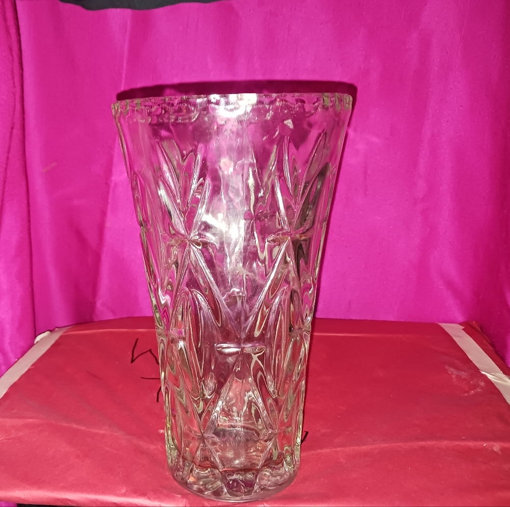 Glasa Vase